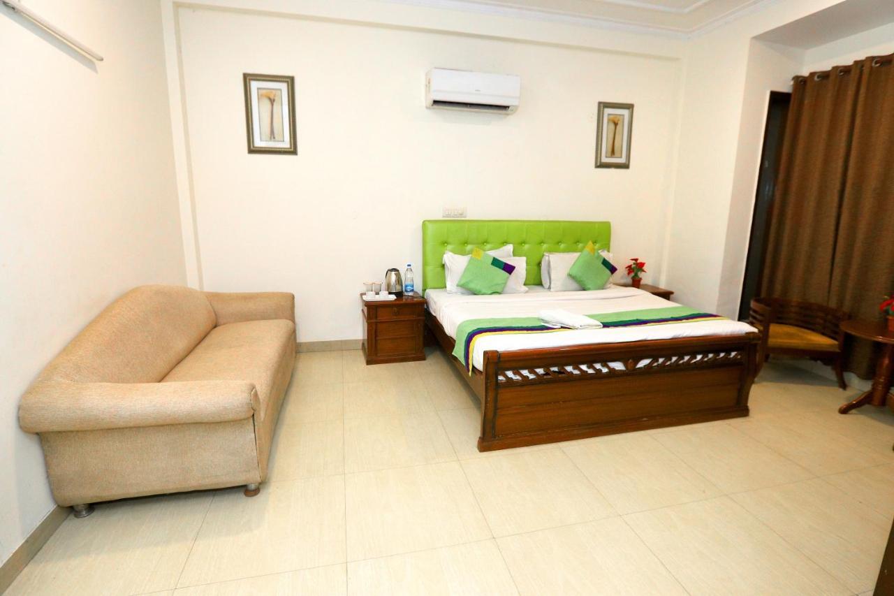 Nityaz Residency Hotel โนอิดา ภายนอก รูปภาพ